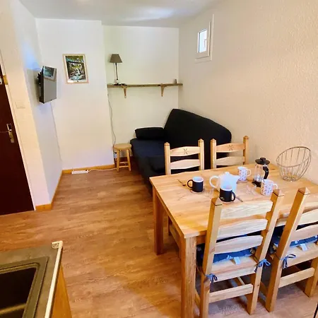 T2 Au Pied Des Pistes, 4 Pers., équipement Moderne, Centre Station, Près Des Commerces - Fr-1-516-169 * Les Deux Alpes